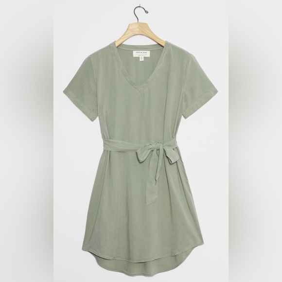 Cloth and Stone sage green dress with elastic detail & reversible waist tie. - Picture 1 of 7